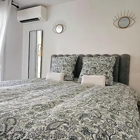Appartement L'elegant 3p, 2ch, 2sdb, Clim, Wifi Gratuit, Parking Prive *