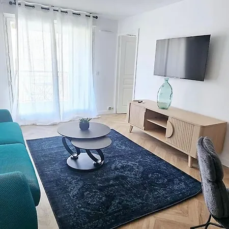 L'elegant 3p, 2ch, 2sdb, Clim, Wifi Gratuit, Parking Prive