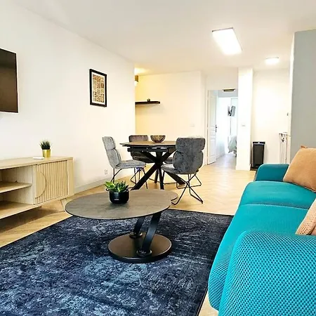 Apartment L'elegant 3p, 2ch, 2sdb, Clim, Wifi Gratuit, Parking Prive Cannes
